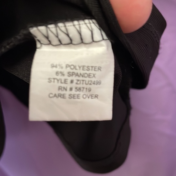 EUC Gathered Front Black V-neck Blouse with 3/4 Sleeves, Sz 2x - Picture 3 of 4